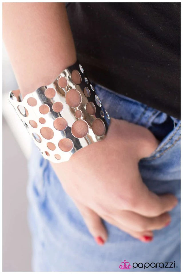 Paparazzi Bracelet ~ Bubbling to the Surface - Silver