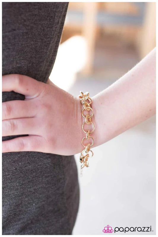 Paparazzi Bracelet ~ Open and Shut - Gold