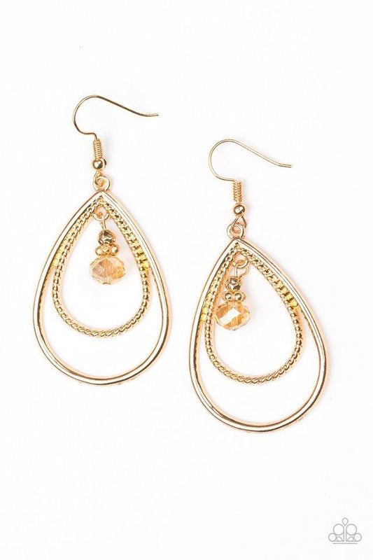 Paparazzi Earring ~ REIGN On My Parade - Gold