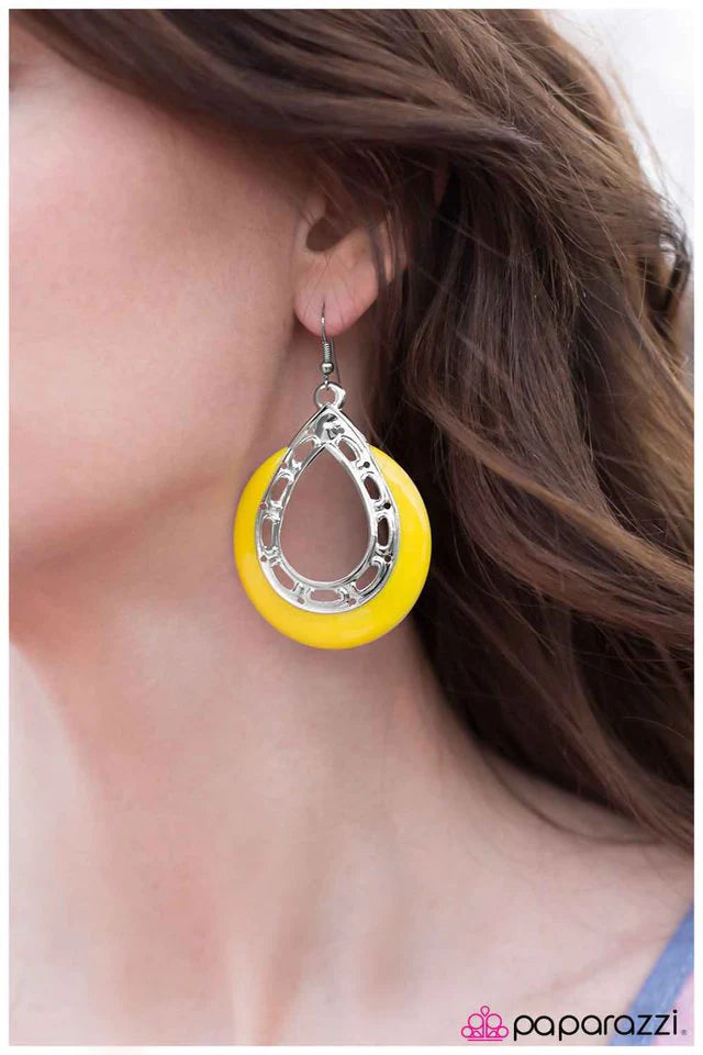 Paparazzi Earring ~ Cut It Out - Yellow