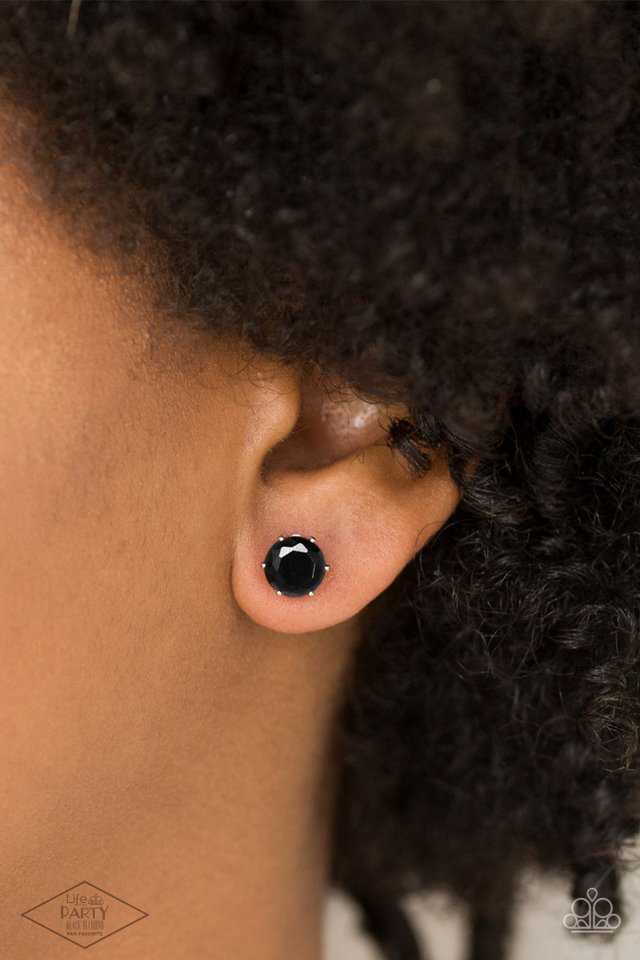 Come Out On Top - Black - Paparazzi Earring Image