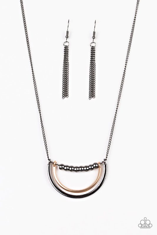 Paparazzi Necklace ~ Artificial Arches - Black