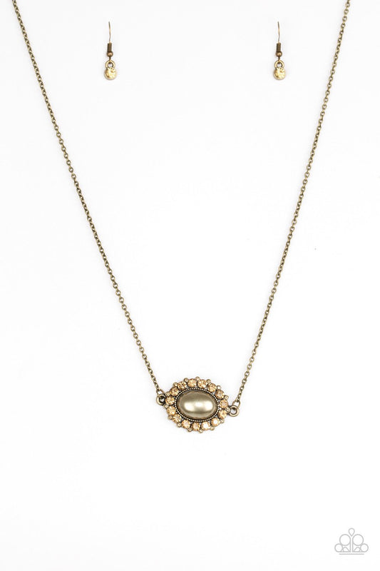 Paparazzi Necklace ~ Stardom Shine - Brass