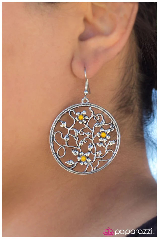 Paparazzi Earring ~ An Enchanted Forest - Yellow