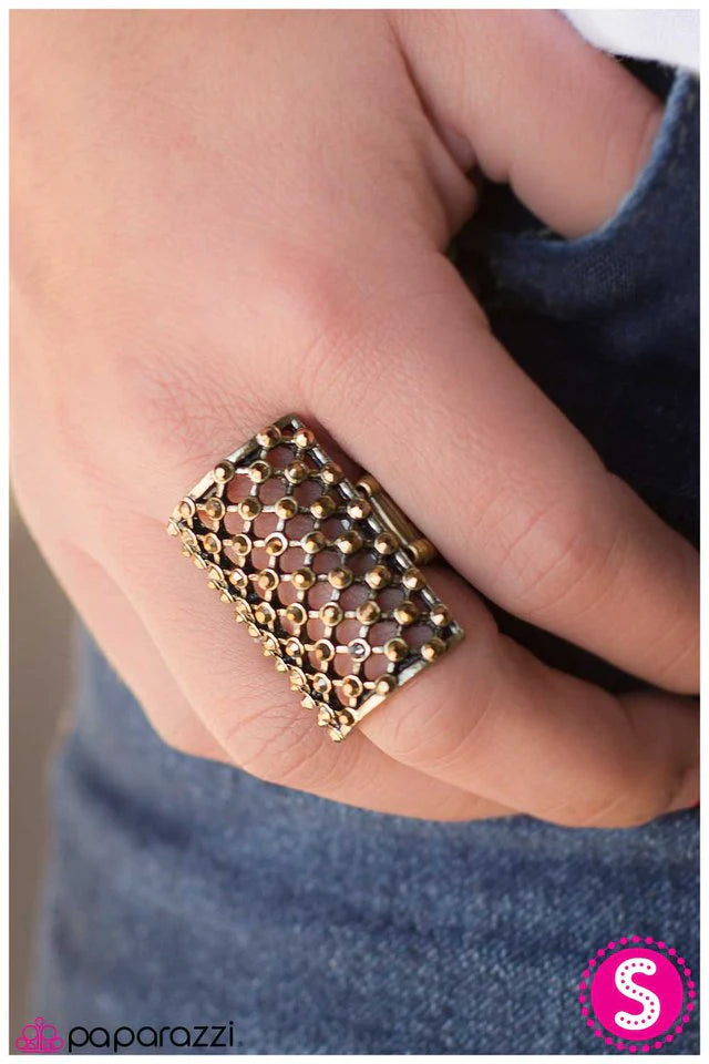 Paparazzi Ring ~ Grate Expectations - Brass