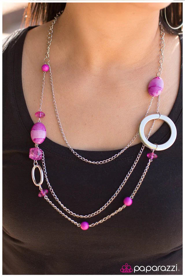 Collar de paparazzi ~ A Stones Throw - Rosa