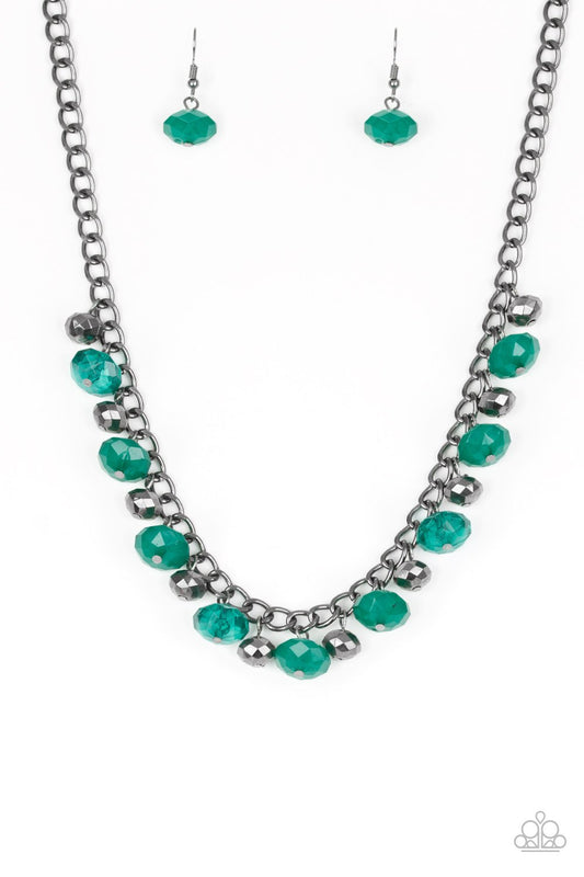 Collar Paparazzi ~ Runway Rebel - Verde