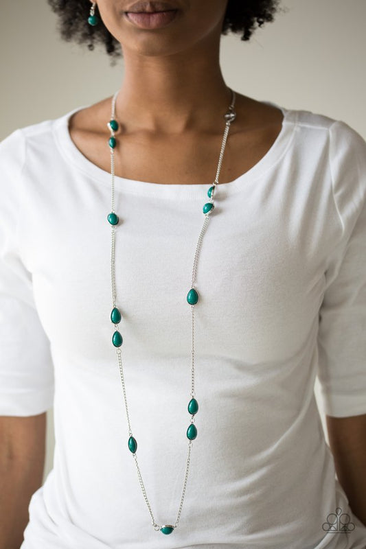 Pacific Piers - Green - Paparazzi Necklace Image