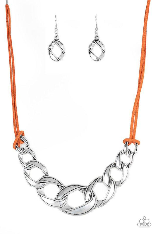 Collar Paparazzi ~ Naturally Nautical - Naranja