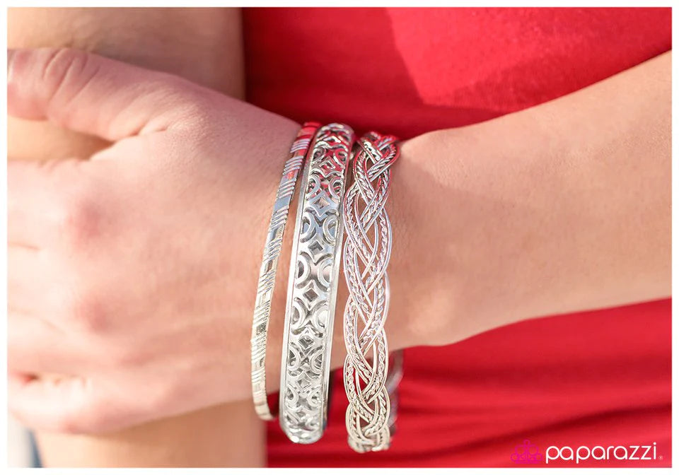 Paparazzi Bracelet ~ Twist My Arm - Silver