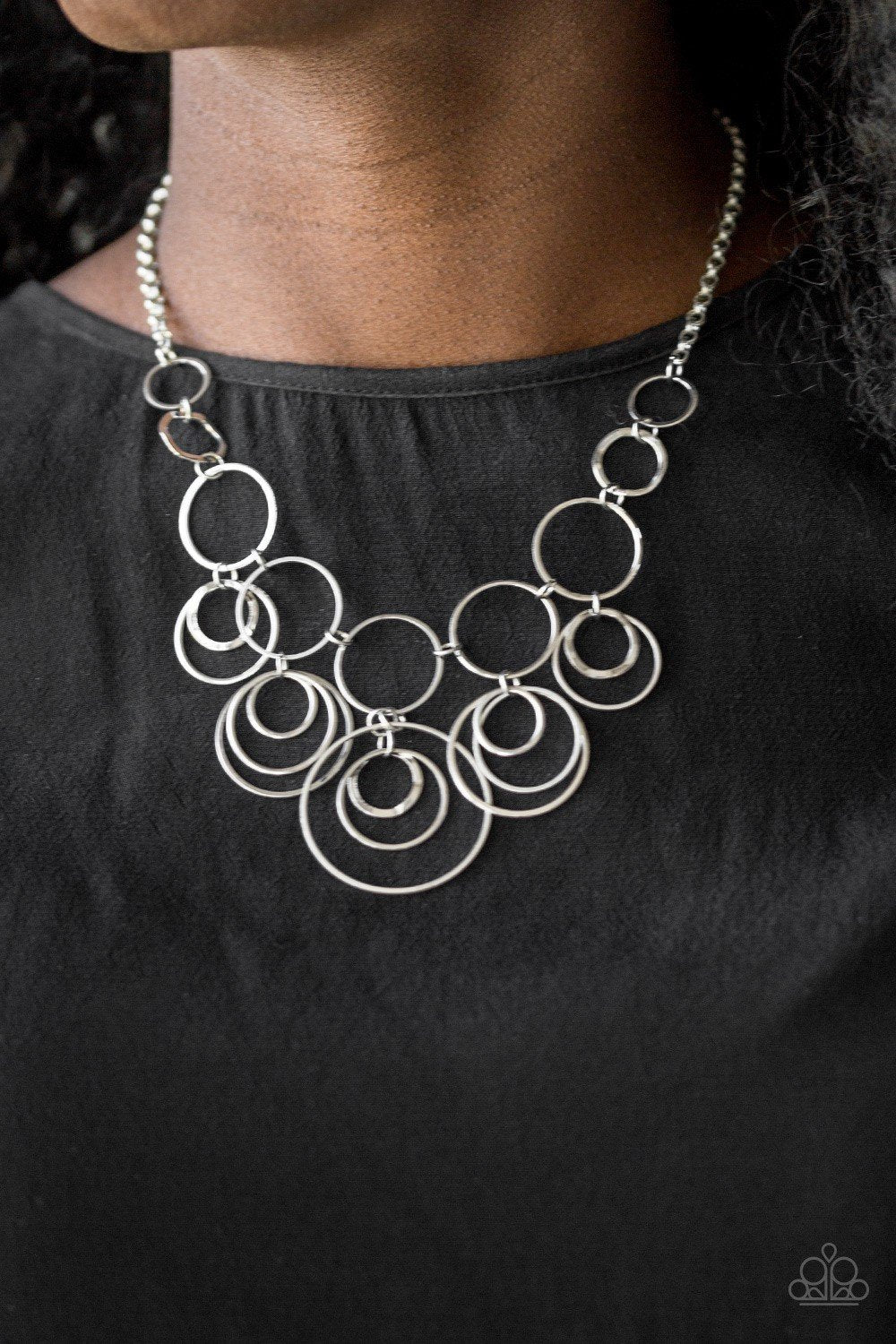 Paparazzi Necklace - Break The Cycle - Silver