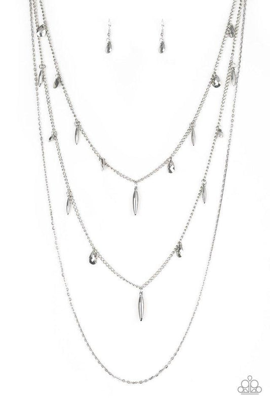 Paparazzi Necklace ~ Bravo Bravado - Silver