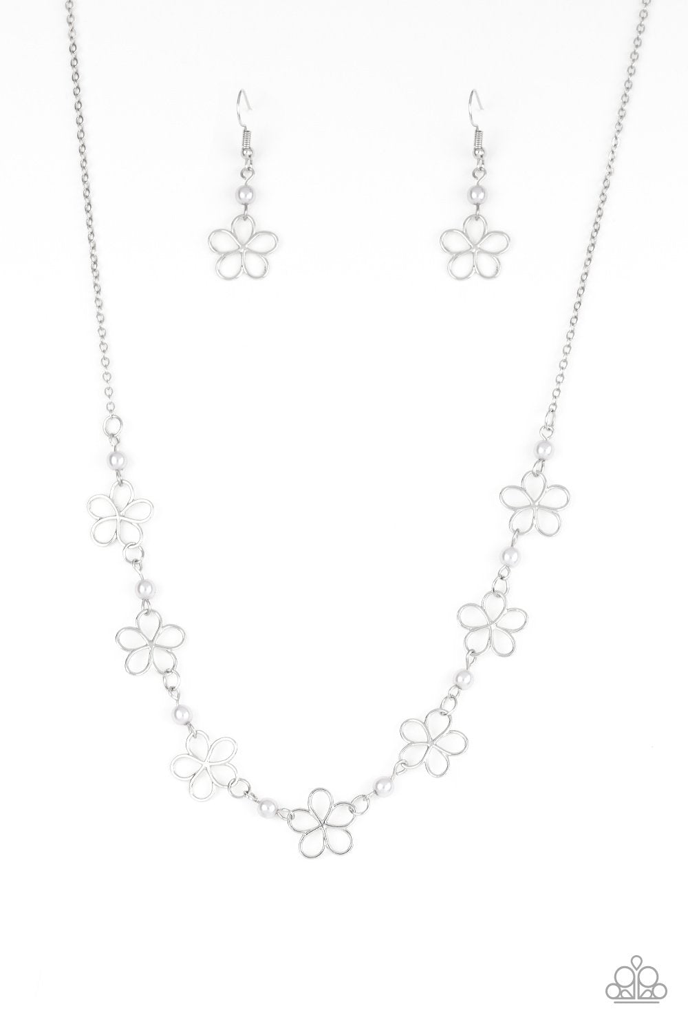 Paparazzi Necklace ~ Always Abloom - Silver