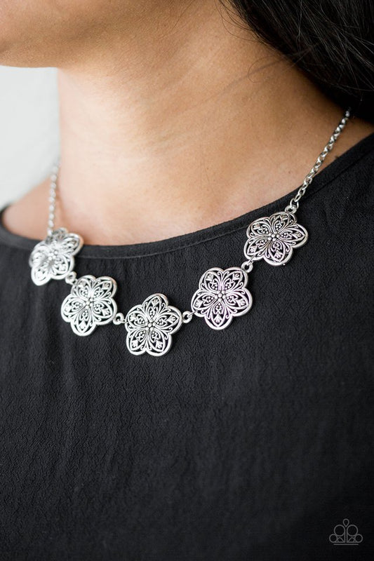 Garden Groove - Silver - Paparazzi Necklace Image