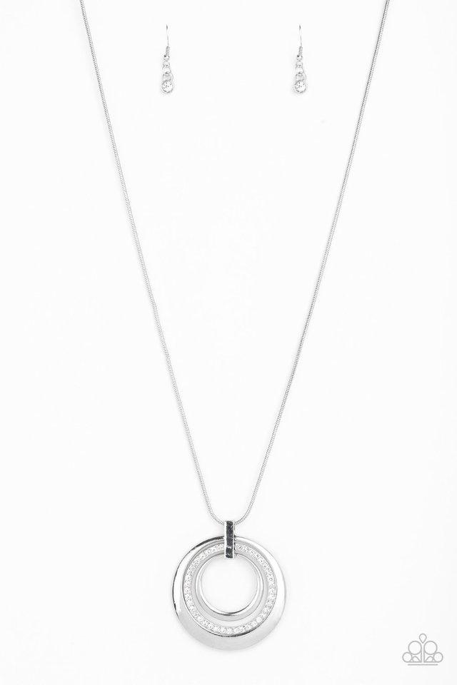 Paparazzi Necklace ~ Gather Around Gorgeous - White