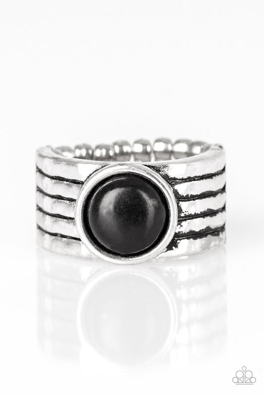 Anillo de paparazzi ~ Blooming Badlands - Negro