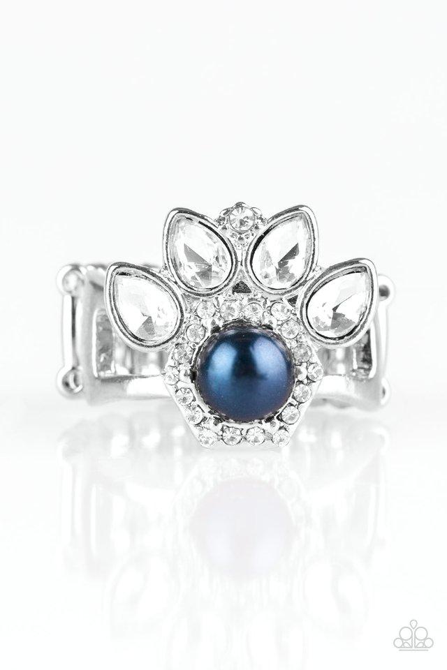 Paparazzi Ring ~ Crown Coronation - Blue