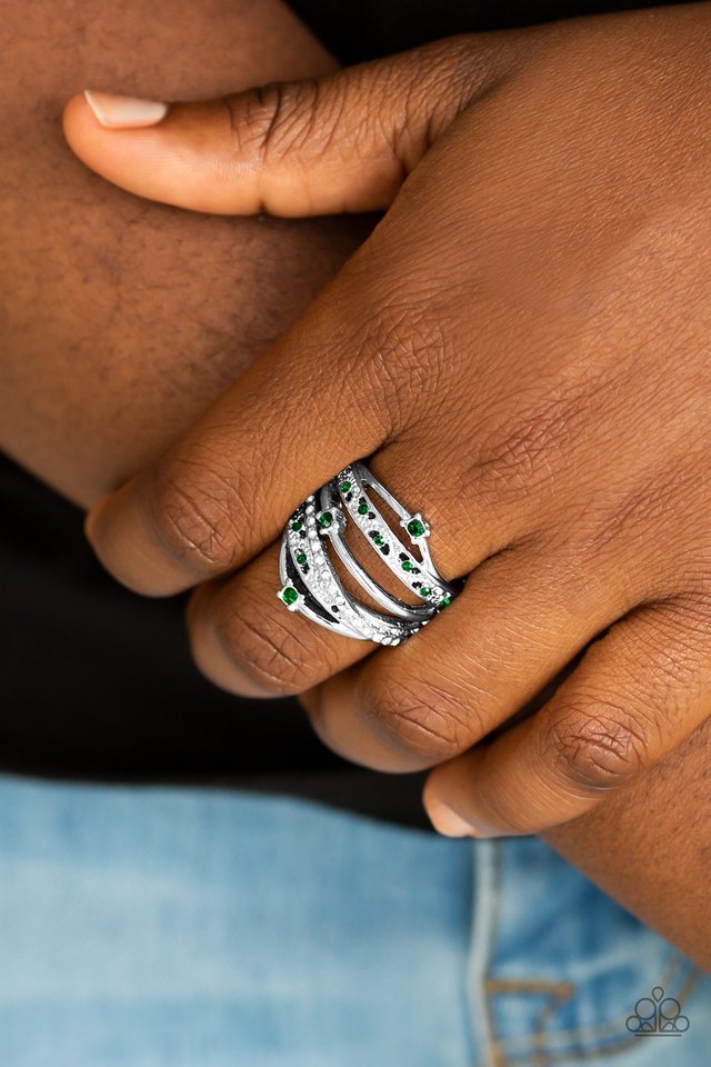 Making The World Sparkle - Green - Paparazzi Ring Image