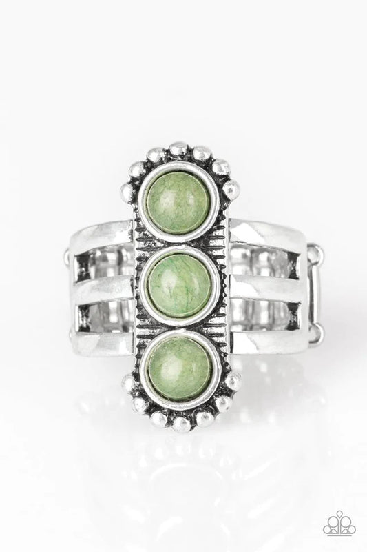 Anillo Paparazzi ~ Rio Trio - Verde