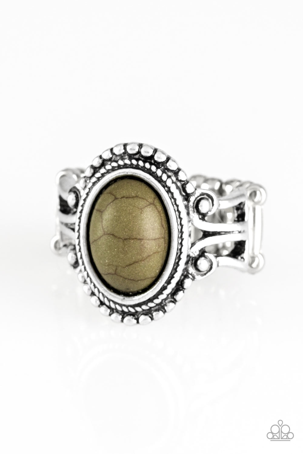 Paparazzi Ring ~ All The Worlds A STAGECOACH - Green
