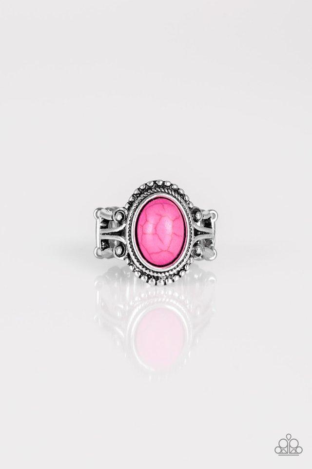 Paparazzi Ring ~ All The Worlds A STAGECOACH - Pink