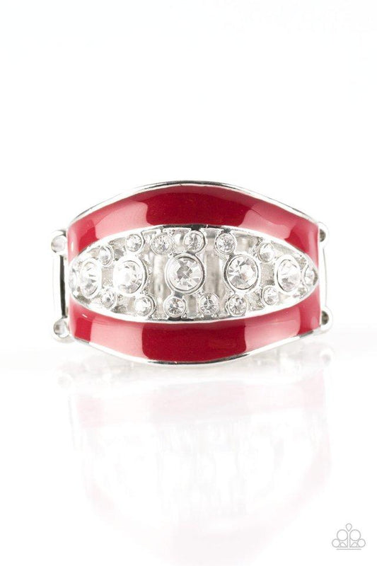 Anillo Paparazzi ~ Tesoro de tendencia - Rojo