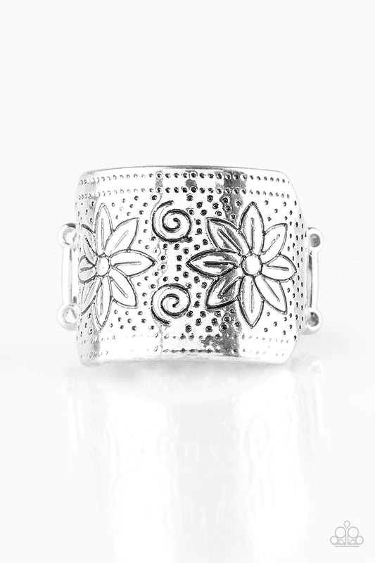 Paparazzi Ring ~ Wild Meadows - Silver