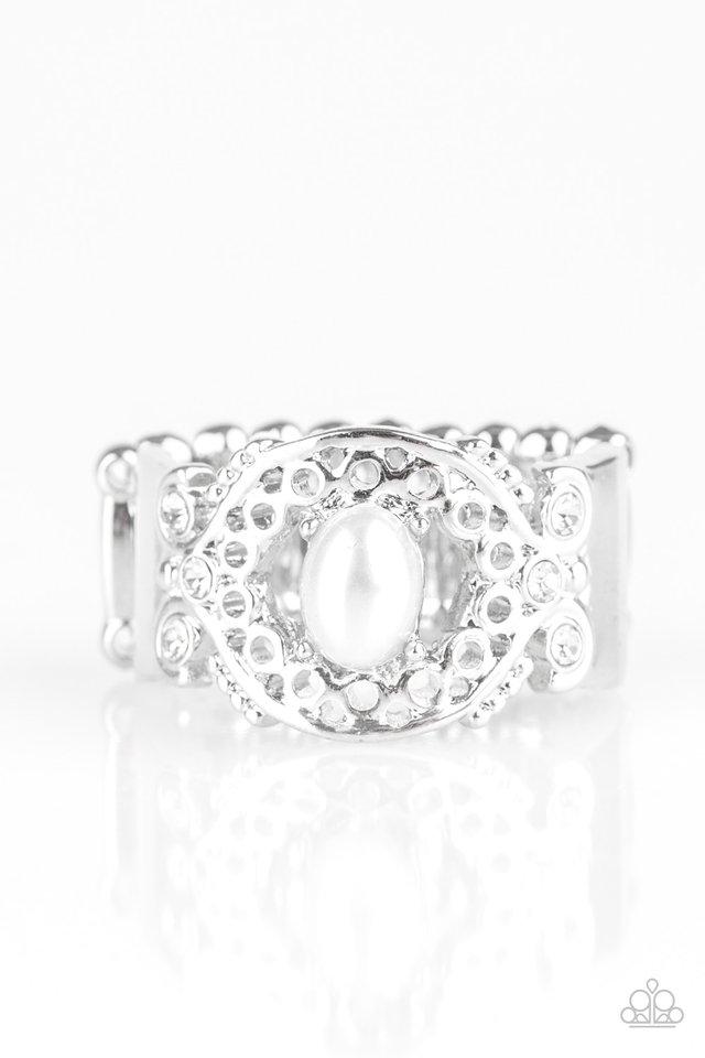 Anillo Paparazzi ~ Modest - Blanco