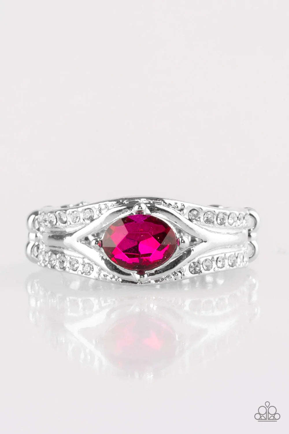 Paparazzi Ring ~ The Insider - Pink