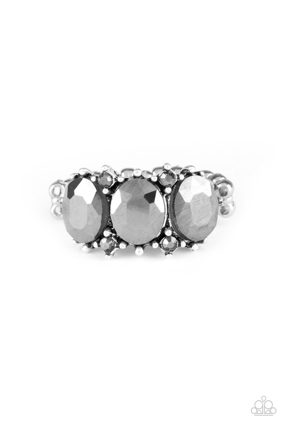 Paparazzi Ring ~ Straighten Your Crown - Silver