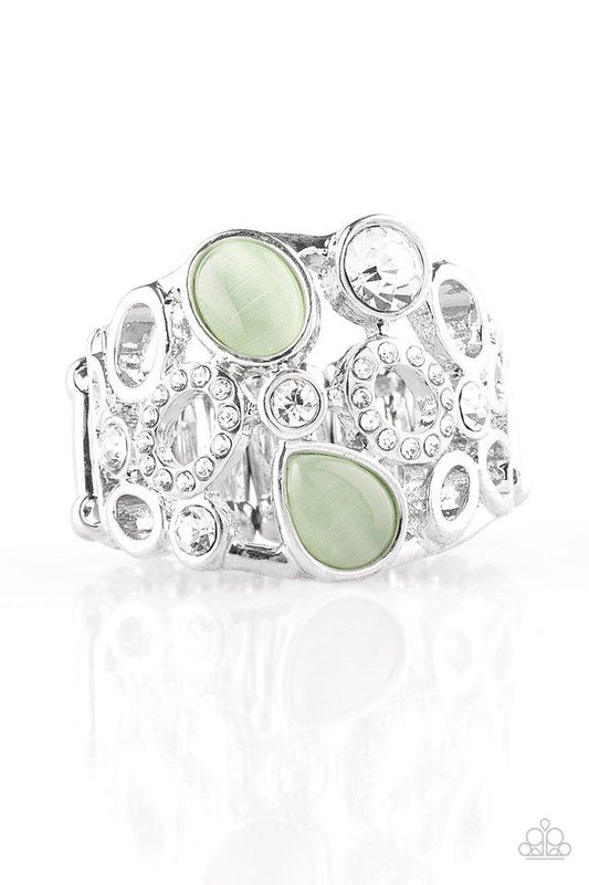 Anillo Paparazzi ~ Yate de verano - Verde