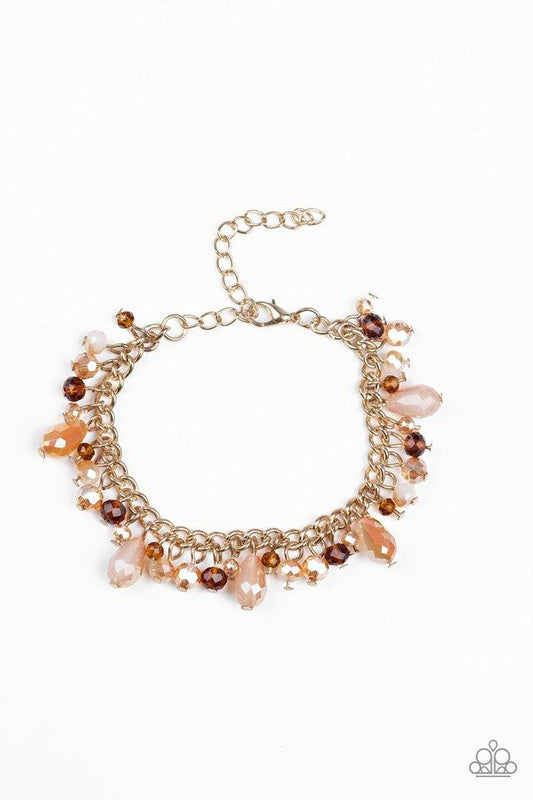 Pulsera Paparazzi ~ Catwalk Crawl - Oro