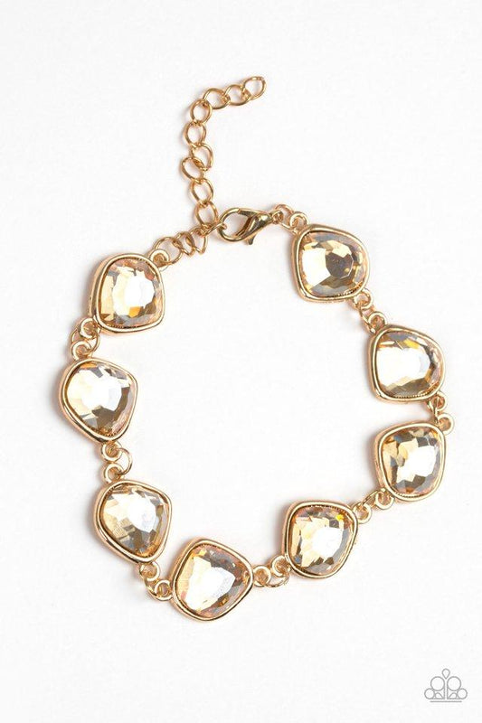 Pulsera Paparazzi ~ Imperfección perfecta - Oro