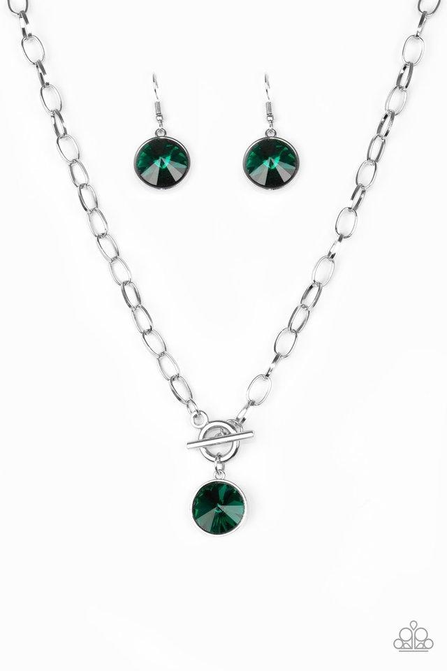 Paparazzi Necklace ~ She Sparkles On - Green