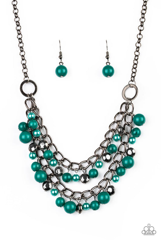 Paparazzi Necklace ~ Watch Me Now - Green