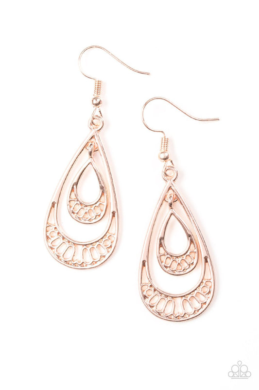 Paparazzi Earring ~ REIGNed Out - Rose Gold