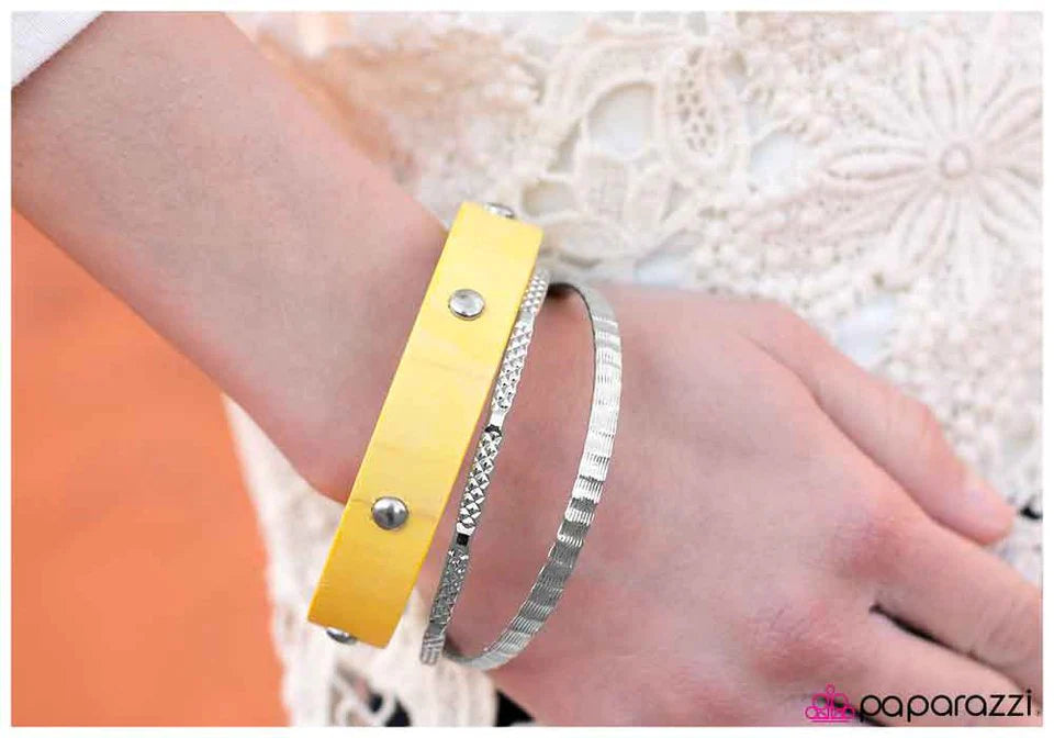 Paparazzi Bracelet ~ Shiny Happy People - Yellow