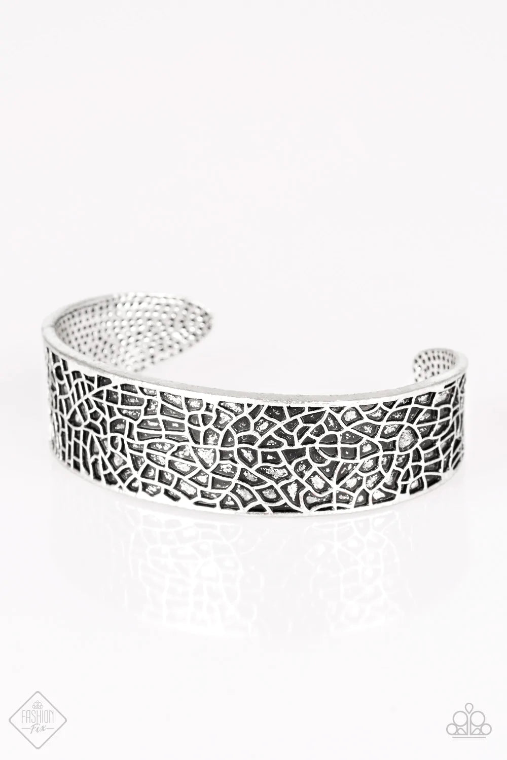 Paparazzi Bracelet ~ Nature Mode - Silver