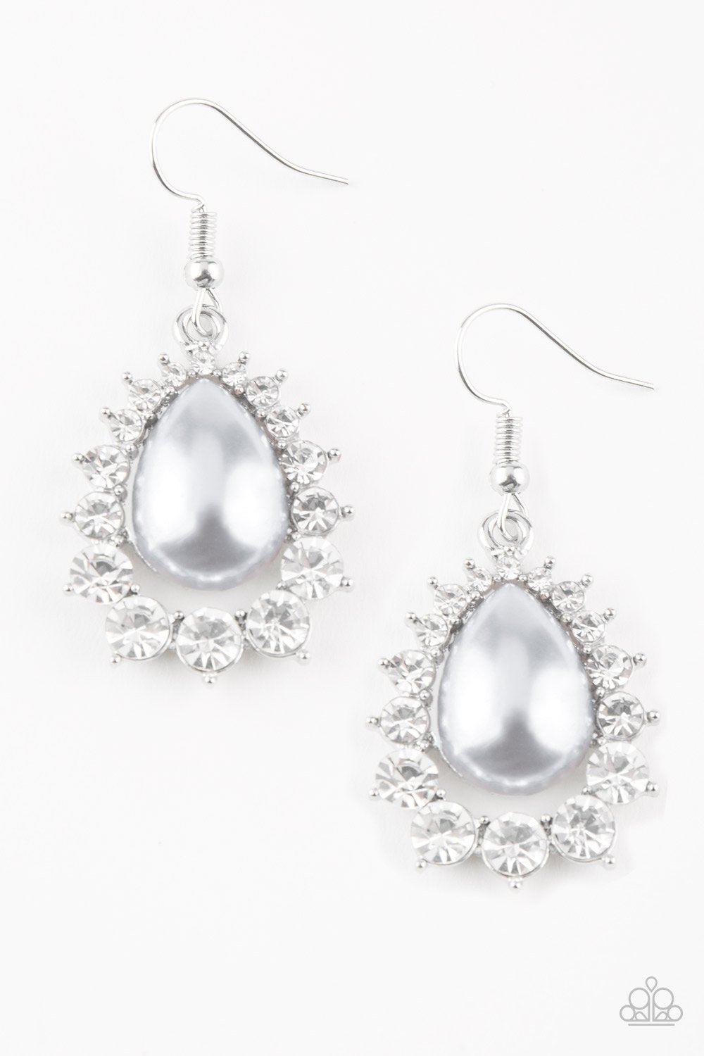 Paparazzi Earring ~ Regal Renewal - Silver