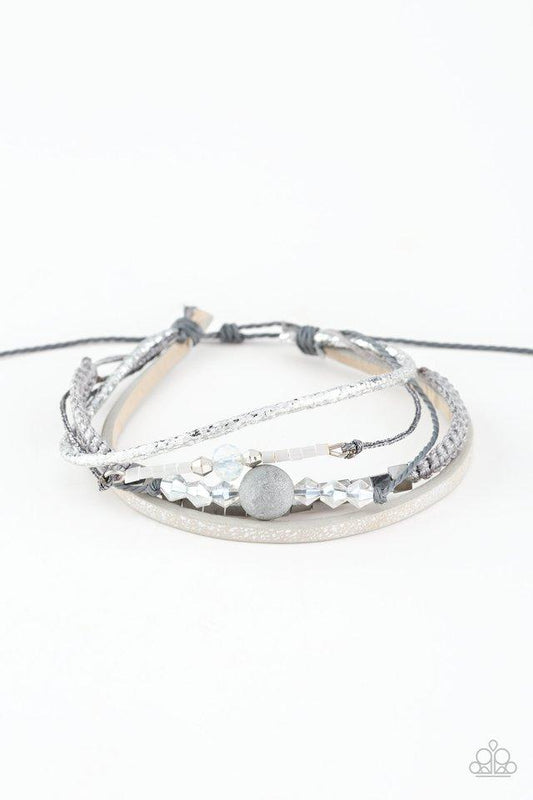 Pulsera Paparazzi ~ Take A SPACEWALK - Plata