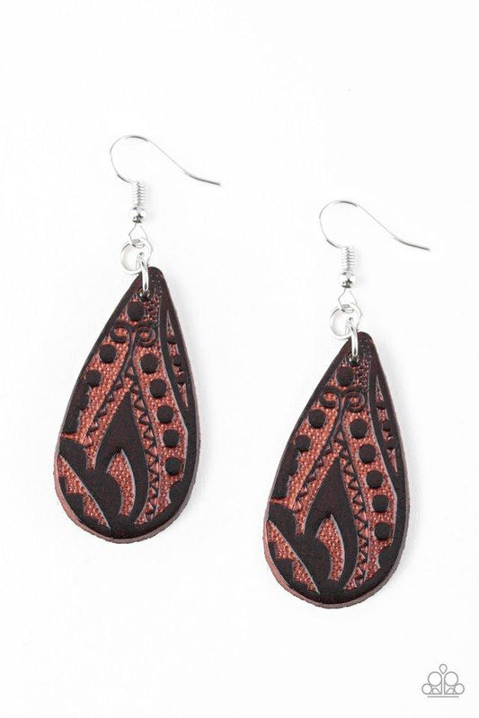Paparazzi Earring ~ Get In The Groove - Brown
