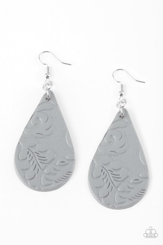 Paparazzi Earring ~ Feelin Groovy - Silver