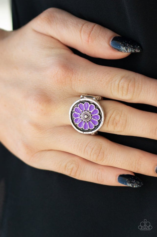 Garden View - Purple - Paparazzi Ring Image