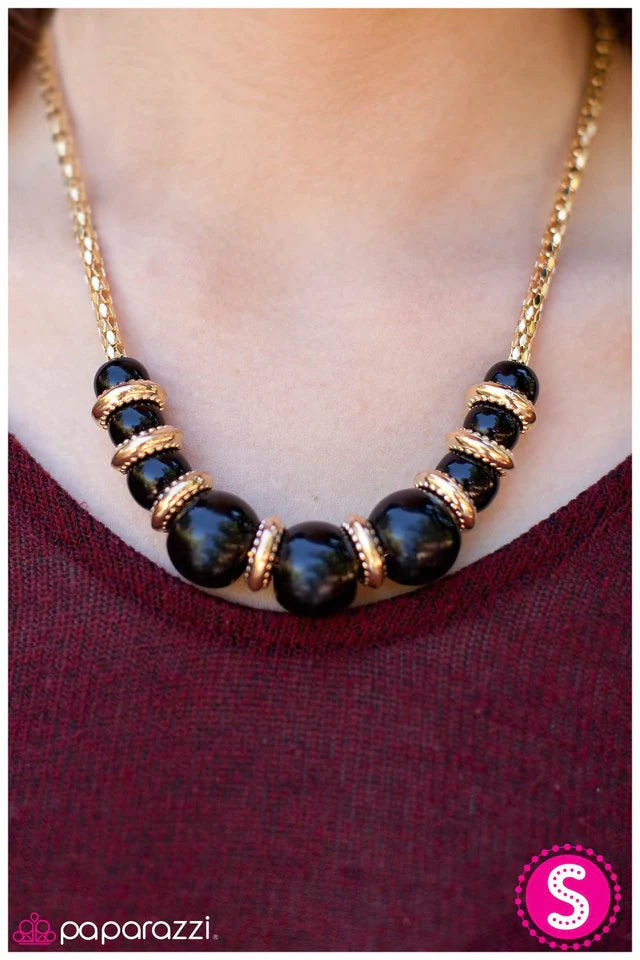 Paparazzi Necklace ~ Ripples of Refinement - Gold