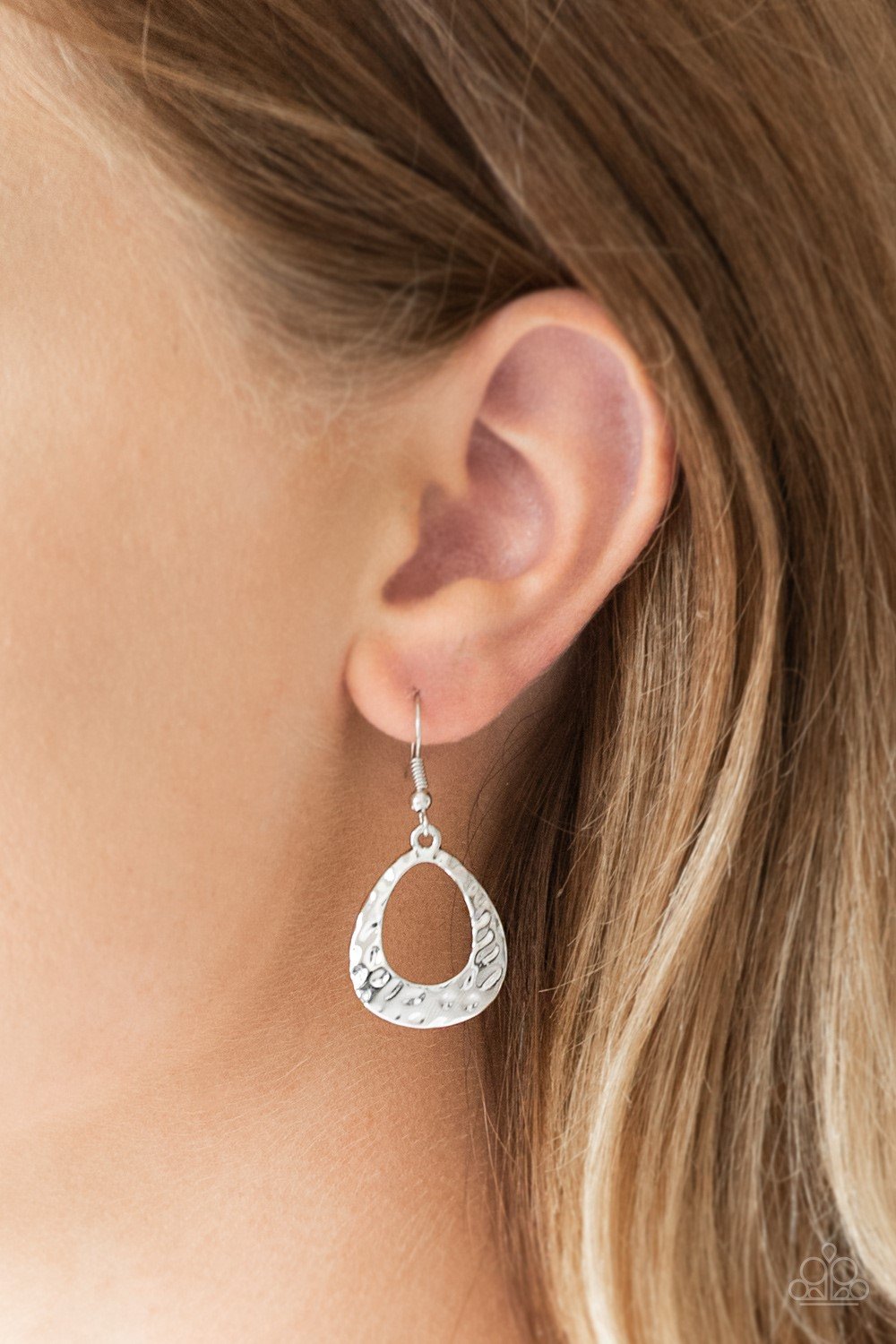 Paparazzi Earring ~ Radiantly Rugged - Silver