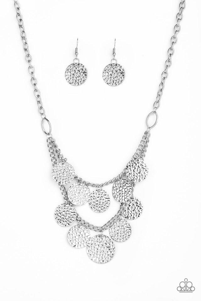 Collar Paparazzi ~ Funciona con todos los CHIME - Plata