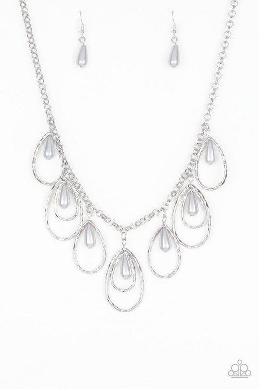 Collar Paparazzi ~ Rustic Ritz - Plata