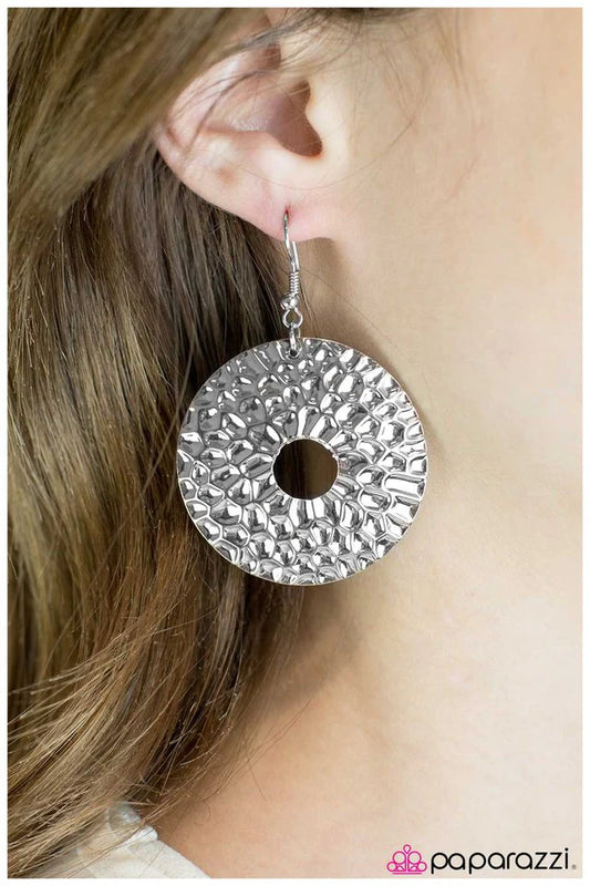 Paparazzi Earring ~ Making an Impression - Silver