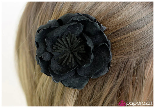 Accesorios para el cabello de Paparazzi ~ On Island Time - Negro