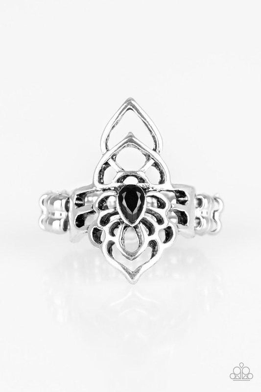 Paparazzi Ring ~ Taj MAHALO - Black